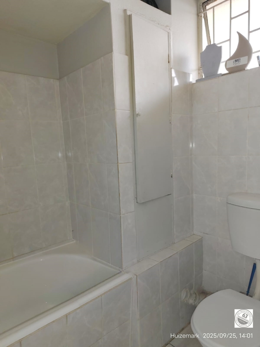 1 Bedroom Property for Sale in Sasolburg Ext 2 Free State